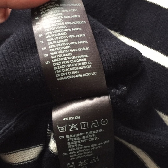 H&M Lightweight Stripe Sweater Sz S - Picture 5 of 5